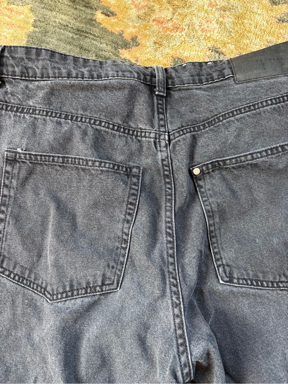 High Rise Ankle Mom Jeans - Picture 5 of 5